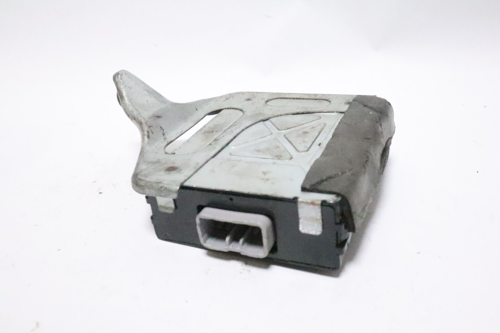 1994-1996 LEXUS ES300 COOLING FAN MODULE 89257-33030 OEM NS509186 - Image 9