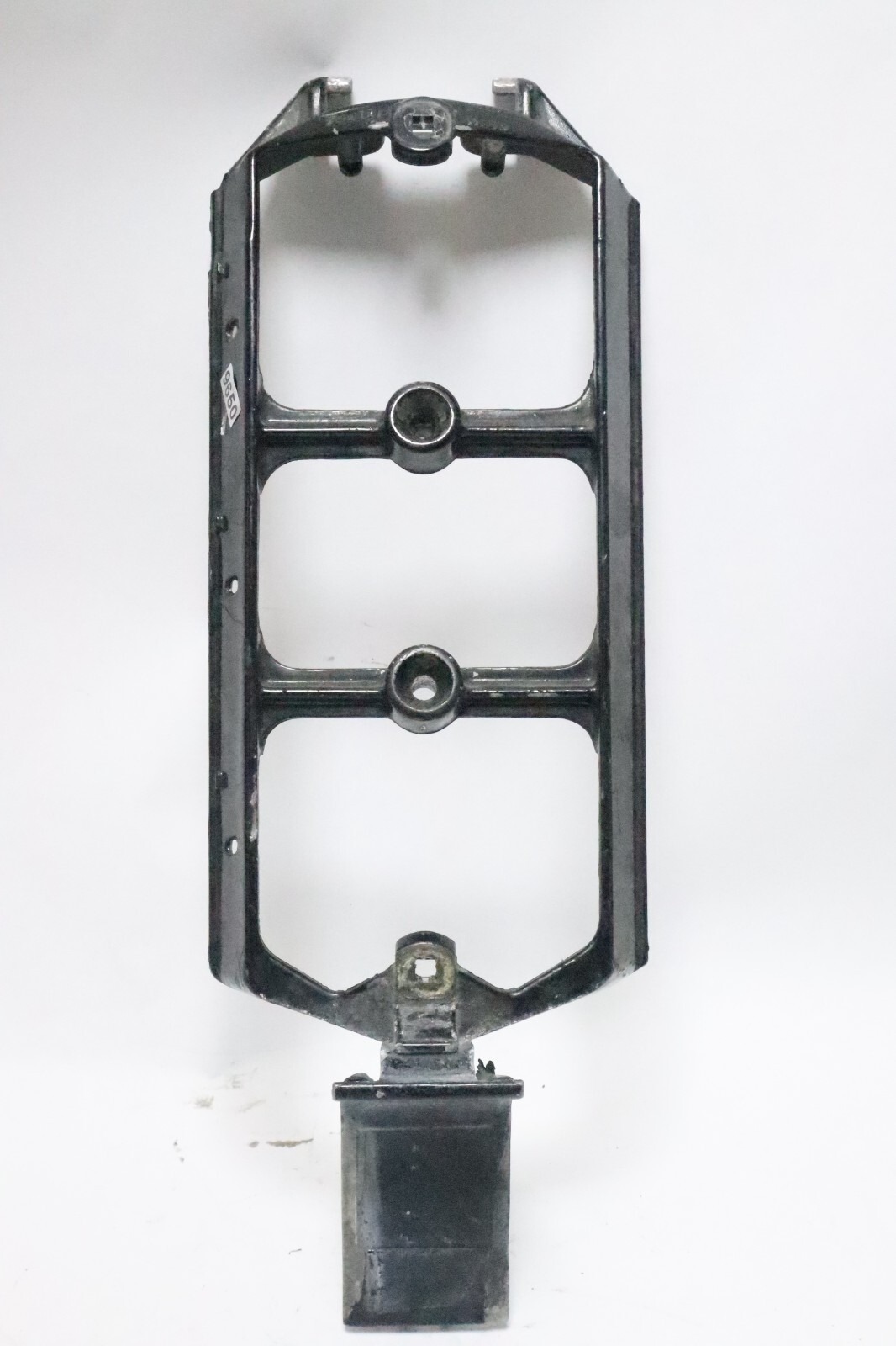 MARINER 50HP 3-CYL REAR COWL SUPPORT BRACKET 74510A2 MERCURY OUTBOARD MOTOR