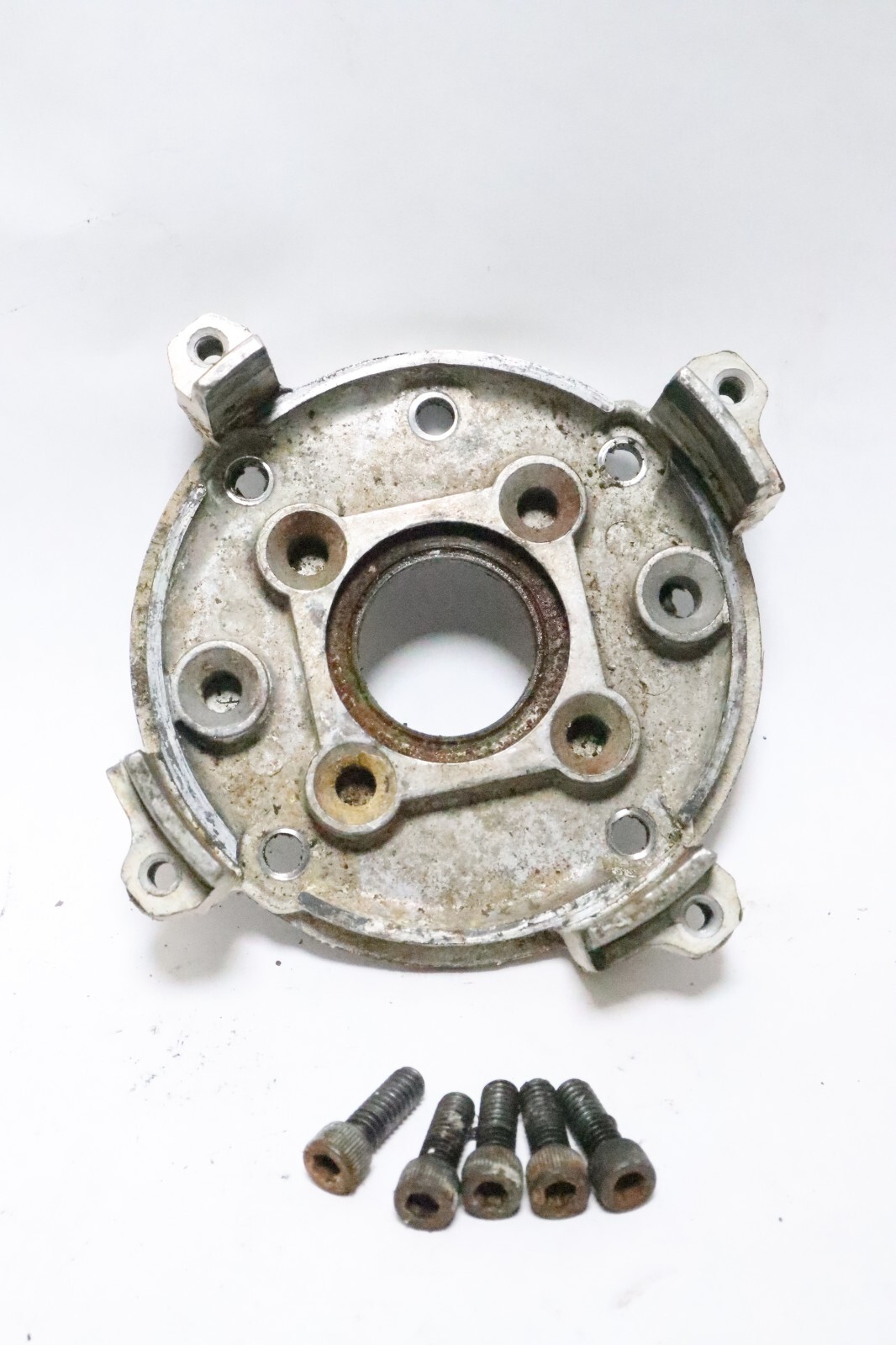 818070A1 522144-2 Force Chrysler 1981-94 Bearing Cage Assembly 85-150 HP