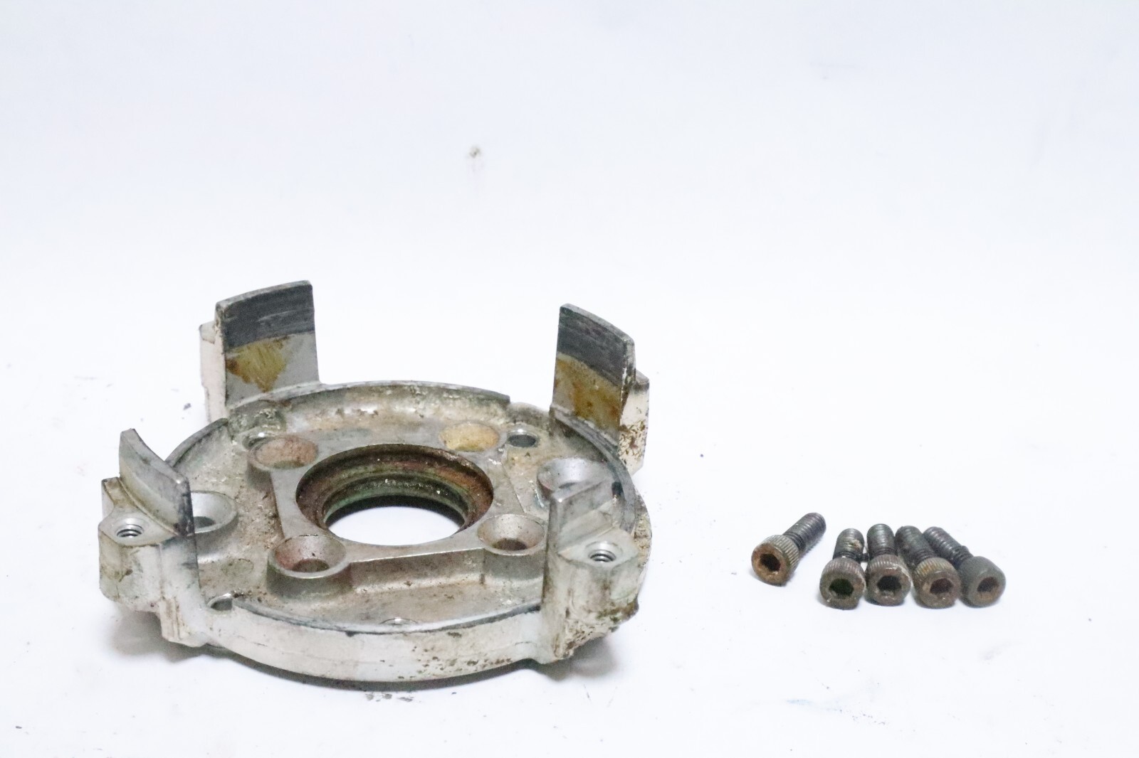 818070A1 522144-2 Force Chrysler 1981-94 Bearing Cage Assembly 85-150 HP - Image 5