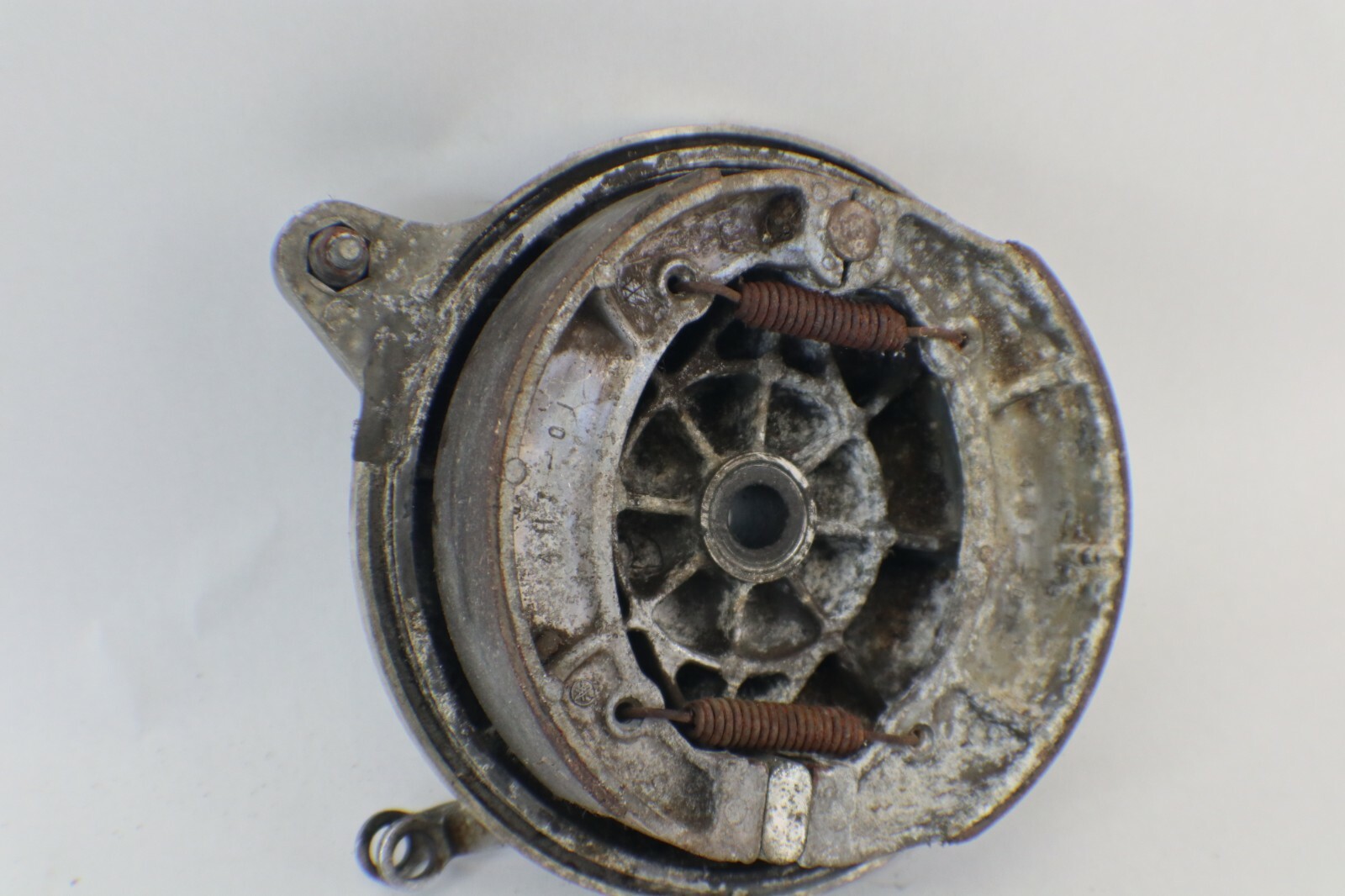 1990 86 87 88 89 90 Yamaha Radian YX600 YX 600 Rear Brake Drum - Image 4