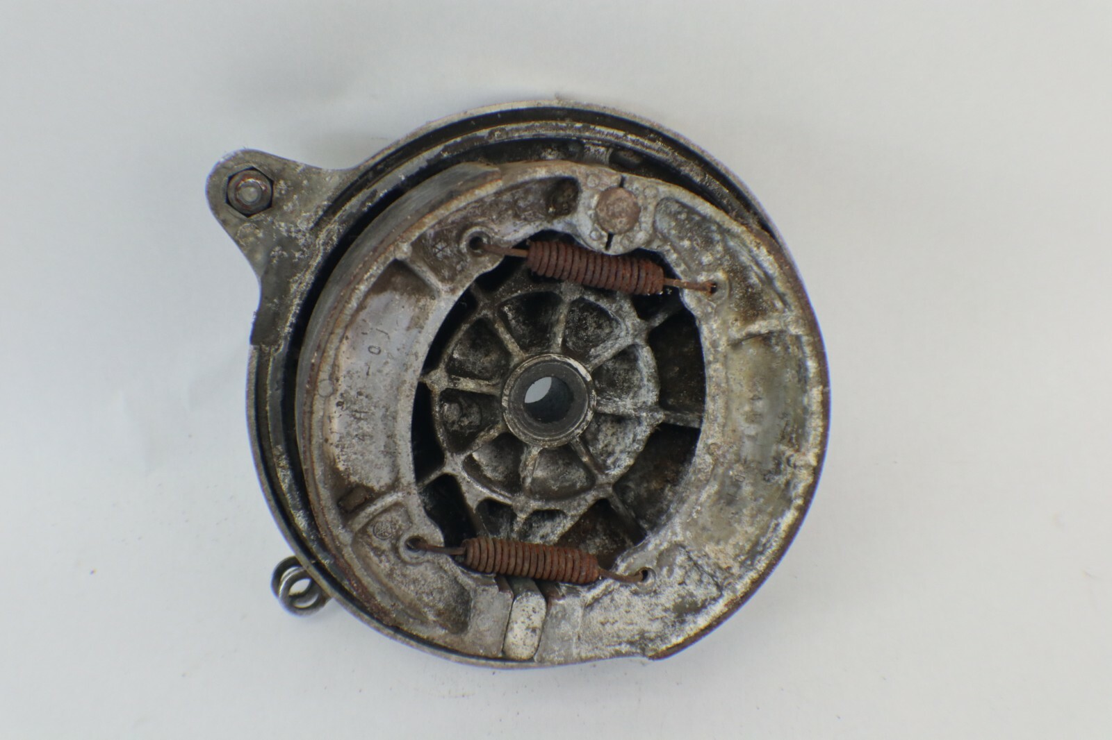 1990 86 87 88 89 90 Yamaha Radian YX600 YX 600 Rear Brake Drum - Image 5