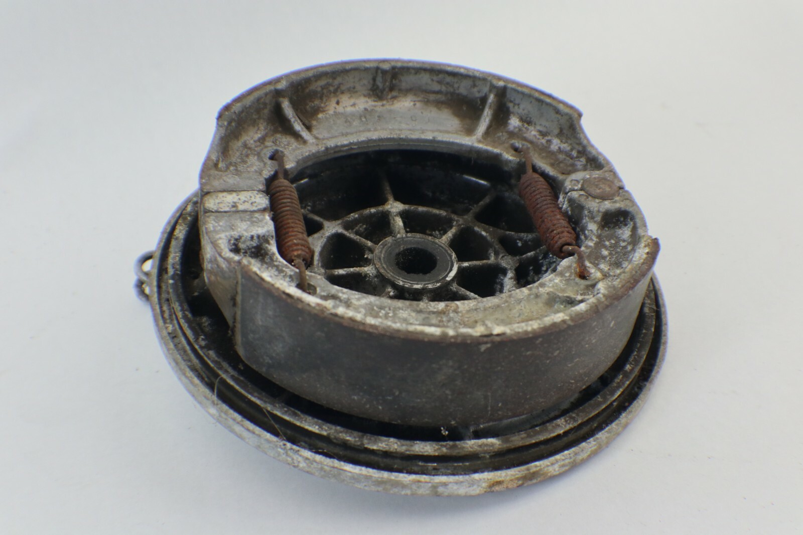 1990 86 87 88 89 90 Yamaha Radian YX600 YX 600 Rear Brake Drum - Image 7