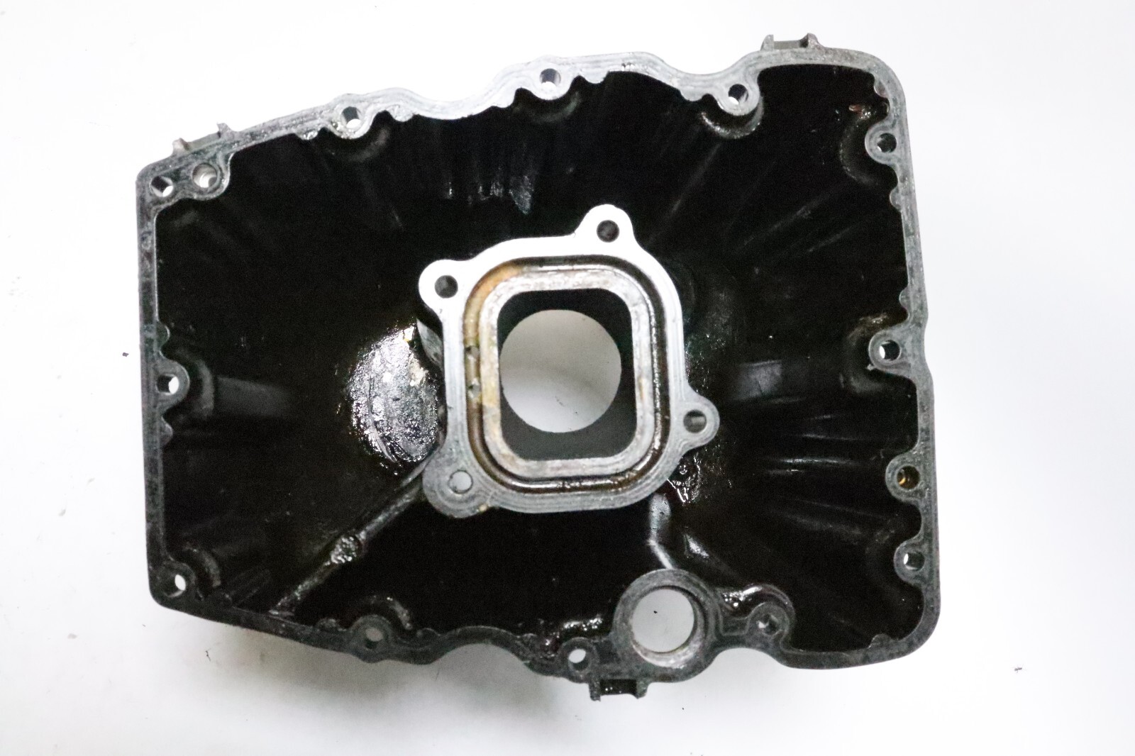 Mercury 75 90 100 HP 4 Stroke Oil Pan Assembly PN 858572T Fits 2000-2005 - Image 4