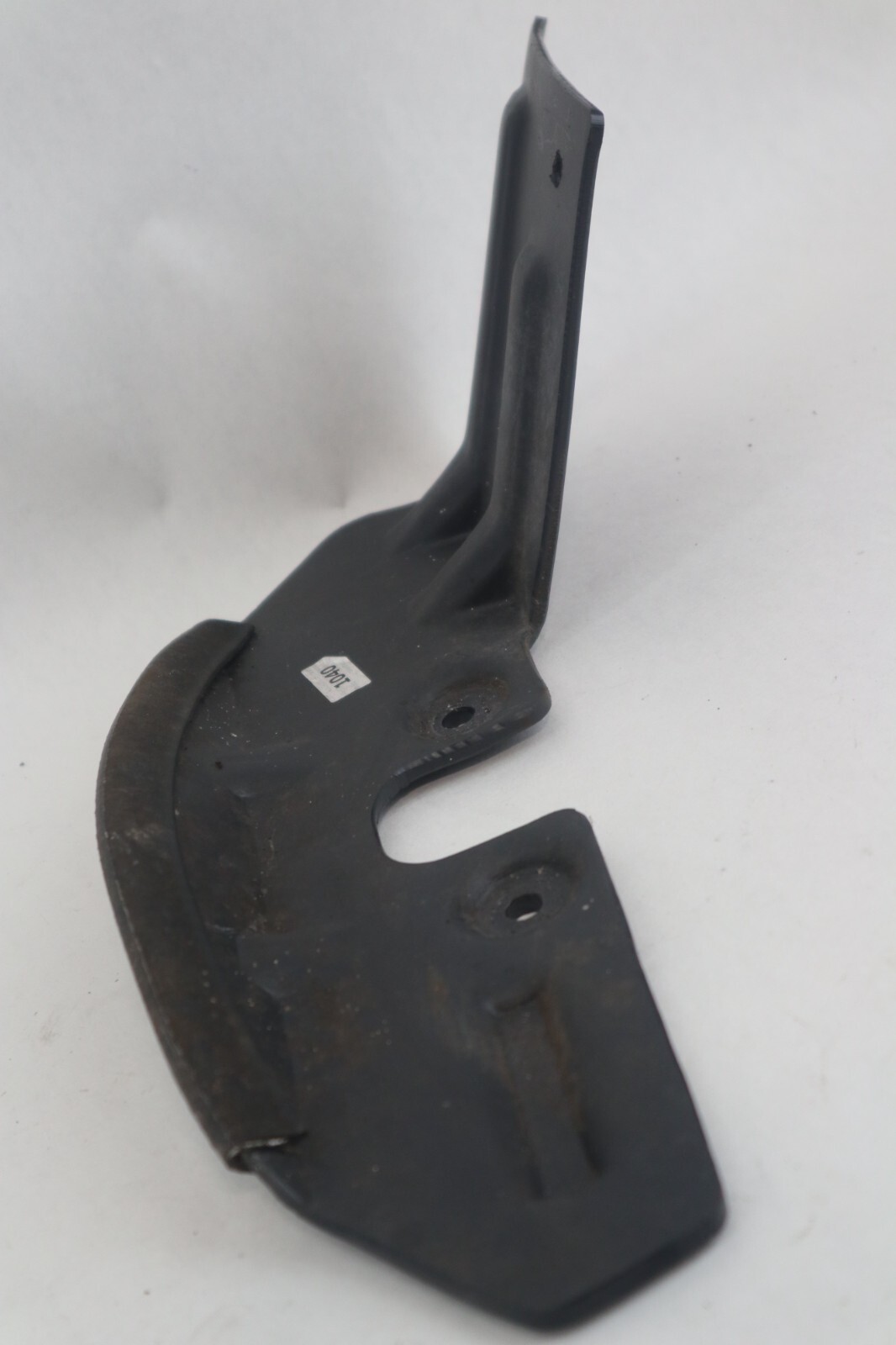 0320410 0325868 Lower Cowl Mount Bracket for Evinrude Johnson Outboard 20-35 Hp