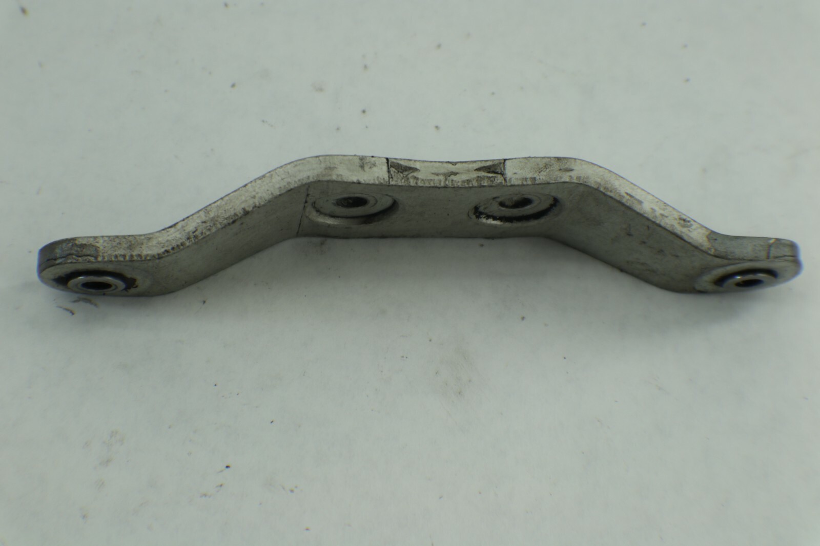 0320410 0325868 Lower Cowl Mount Bracket for Evinrude Johnson Outboard 20-35 Hp - Image 8
