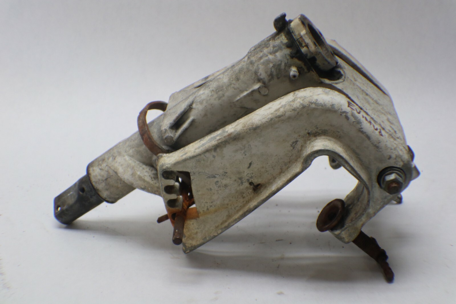 Vintage Gale Outboard 5 HP Vintage transom clamps swivel bracket 5d17bL