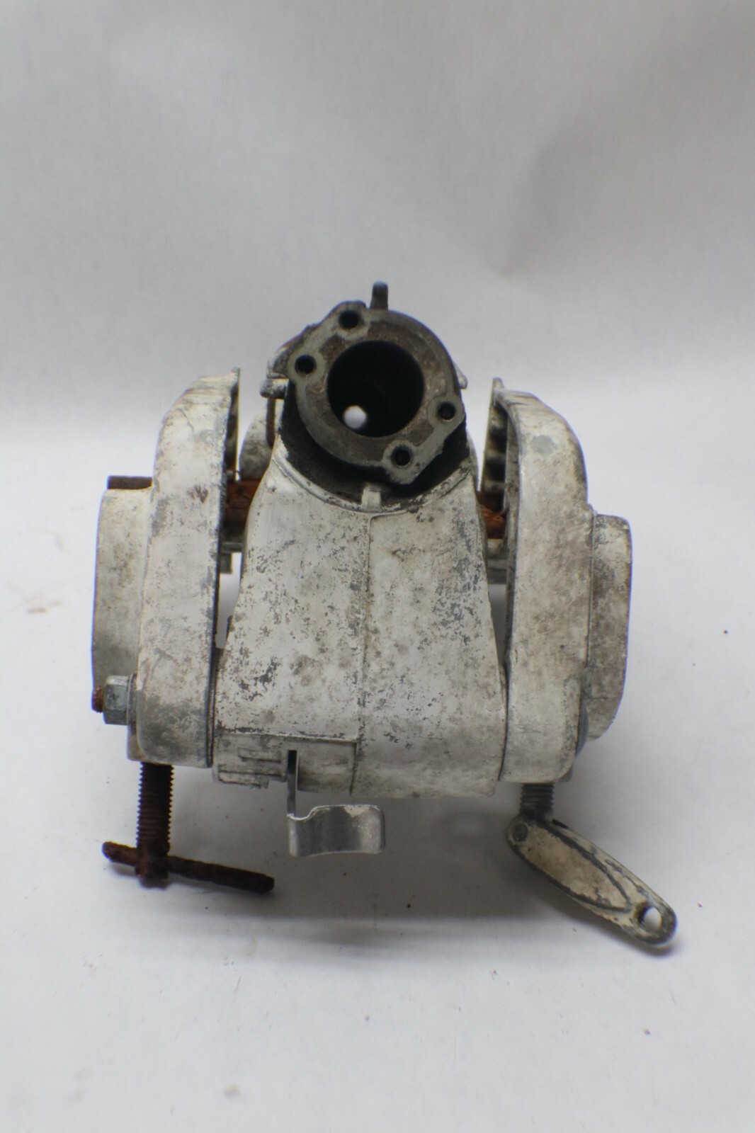 Vintage Gale Outboard 5 HP Vintage transom clamps swivel bracket 5d17bL - Image 6
