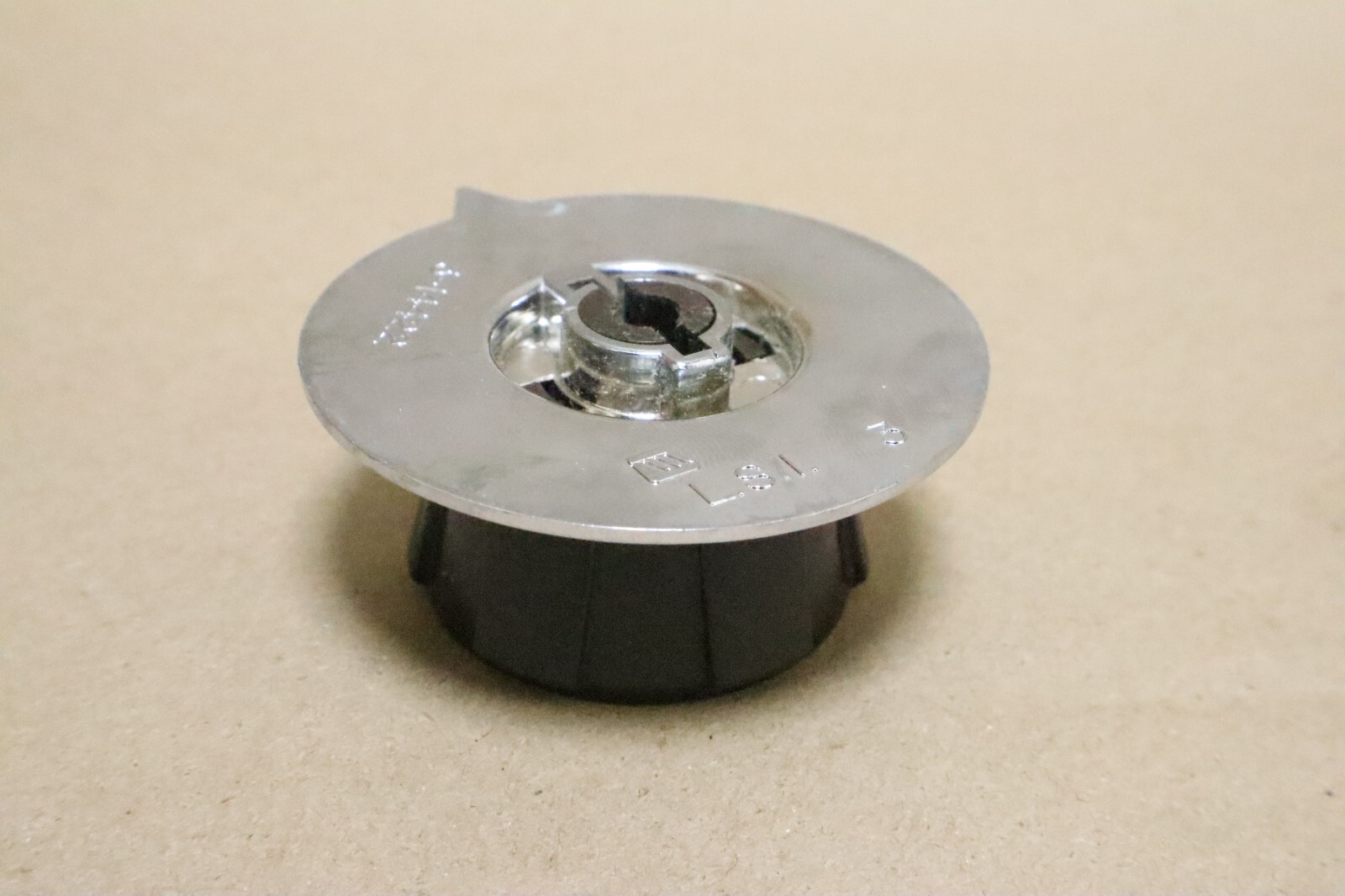 MAYTAG DRYER KNOB PART# 314421 314422 - Image 4