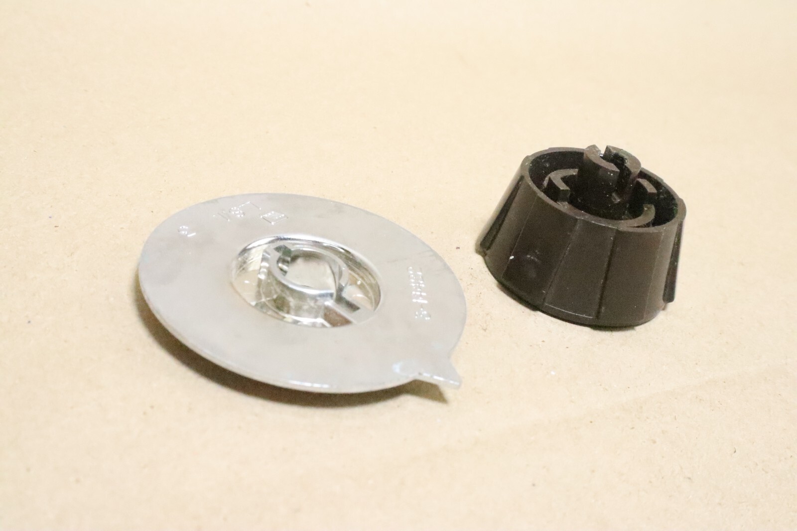 MAYTAG DRYER KNOB PART# 314421 314422 - Image 9
