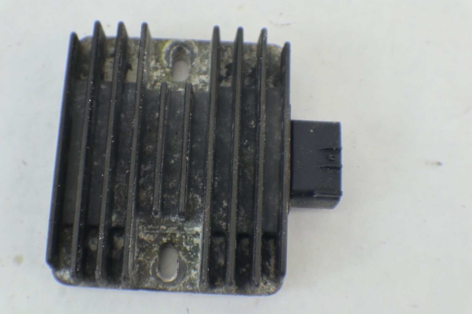 OEM Kawasaki Voltage Regulator 12F 15F Ultra 250X 260X 300X 310X LX 21066-3718 - Image 2