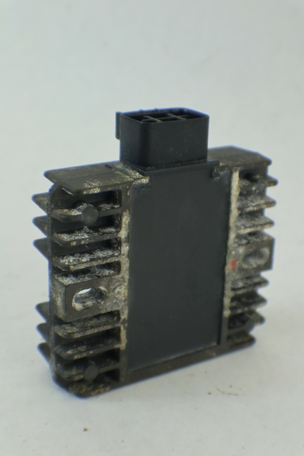 OEM Kawasaki Voltage Regulator 12F 15F Ultra 250X 260X 300X 310X LX 21066-3718 - Image 4