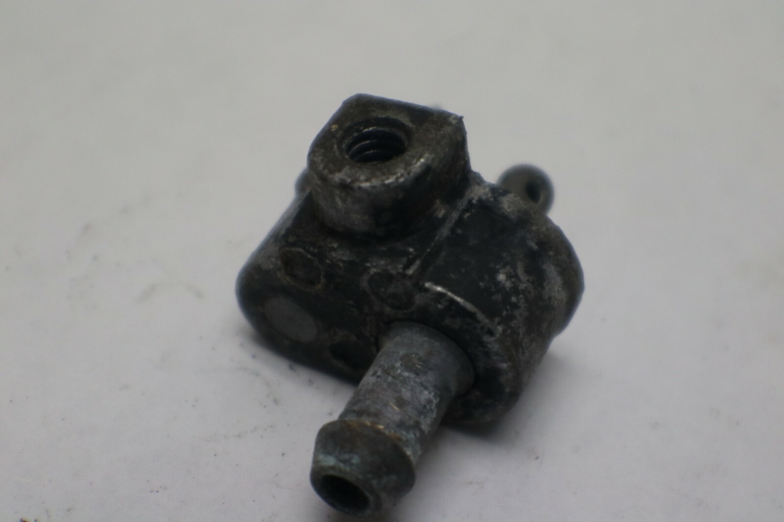 OMC GALE BUCCANEER 5 HP FUEL CONNECTOR 5D17BL - Image 5