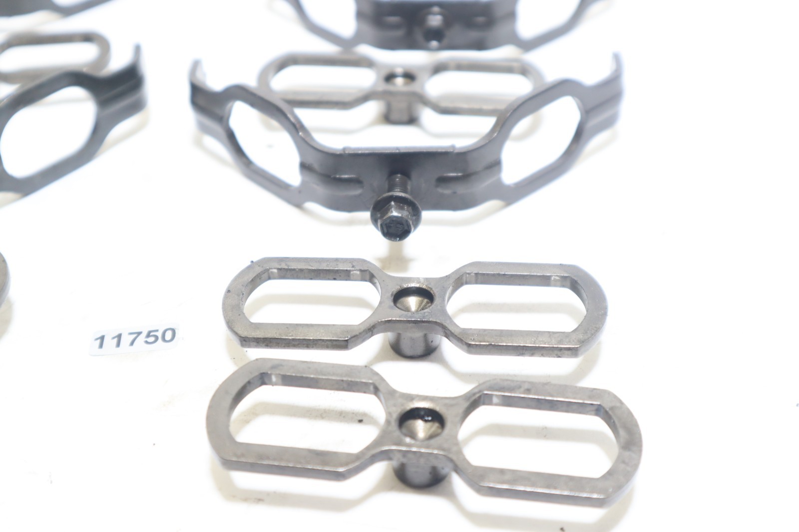 Duramax LIFTER TAPPET HOLD DOWNS 01-16 LB7 LLY LBZ LMM LML OEM SET - Image 2