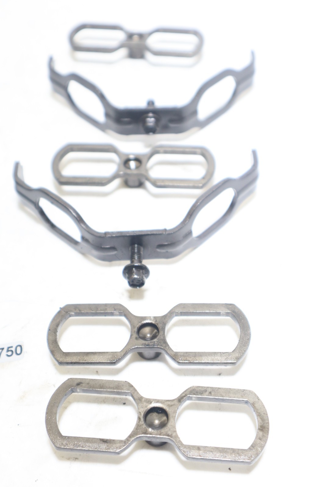 Duramax LIFTER TAPPET HOLD DOWNS 01-16 LB7 LLY LBZ LMM LML OEM SET - Image 4