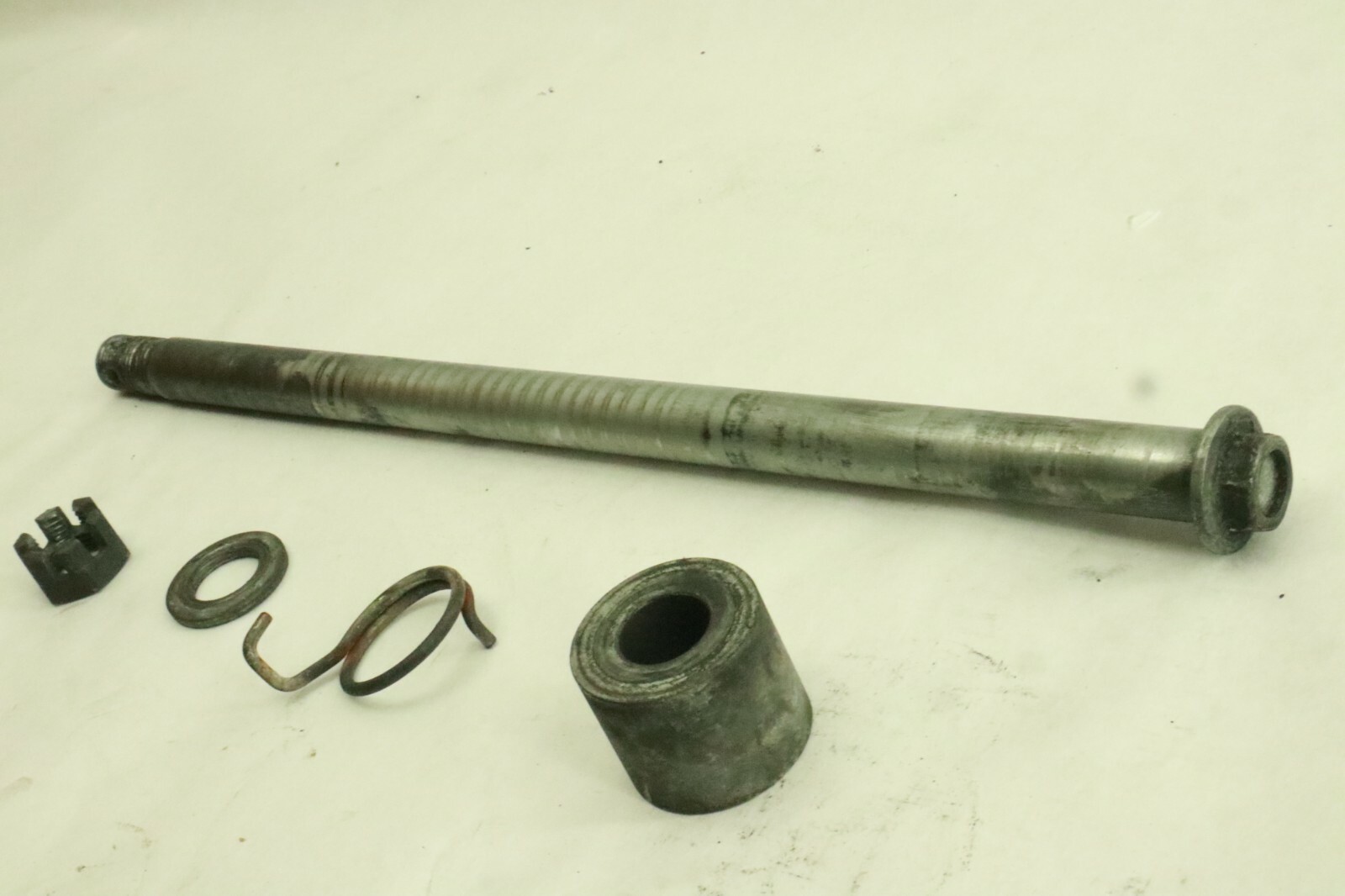 2001 02 03 SUZUKI Volusia VL800 REAR WHEEL AXLE ALSO FITS Boulevard M50 C50 - Image 3