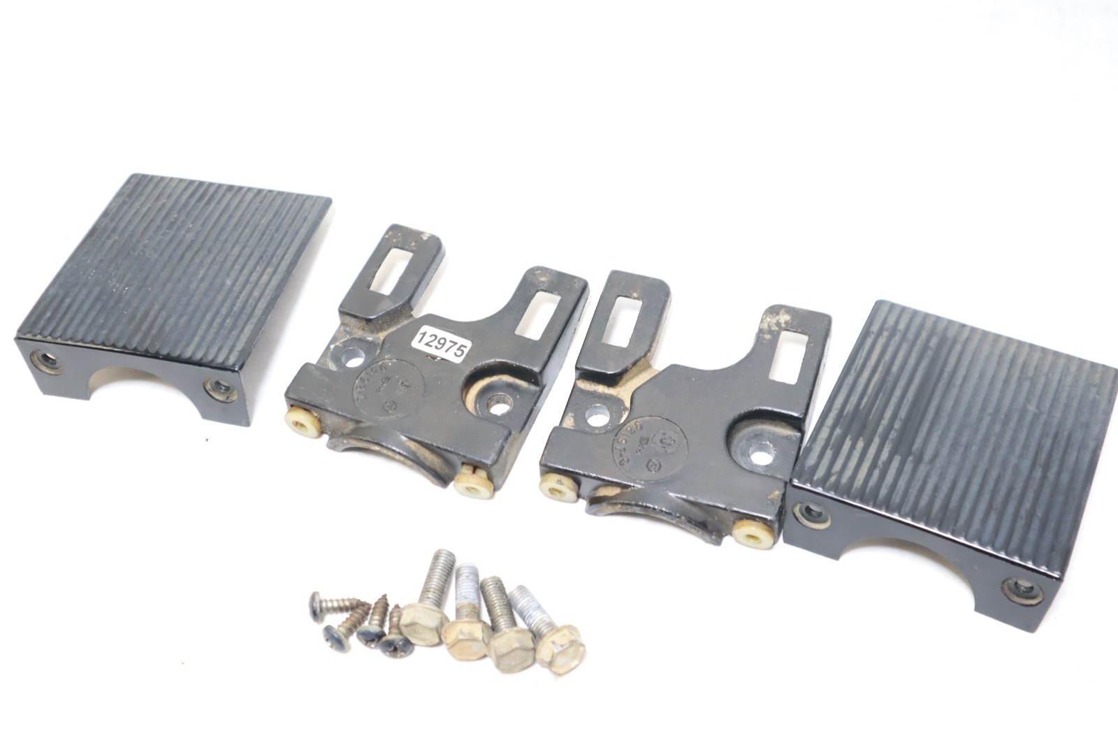 Mercury Mariner 50 - 115 hp 67077 Lower Motor Mount Covers 93192 Bolts Screws - Image 4