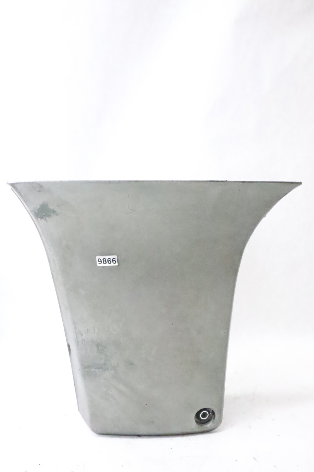94517M Yamaha Mariner 40HP Outboard Motor Housing Apron Trim Cover OEM 1978-1992 - Image 2