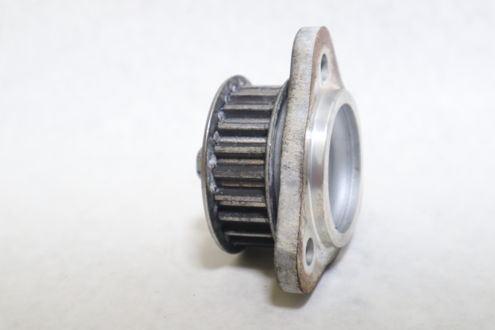 Yamaha HPDI 150-175-200-225-250-300 OEM Drive Gear 68F-11536-00-94 - Image 6