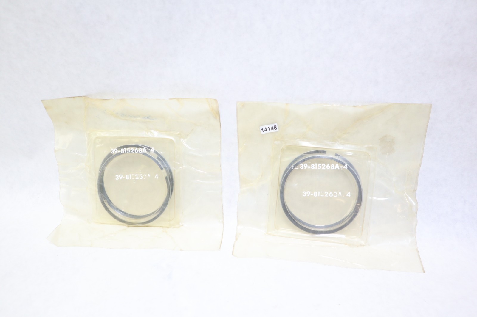39-815268A4 NEW GENUINE OEM MERCURY OUTBOARD PISTON RINGS (8 RINGS) L