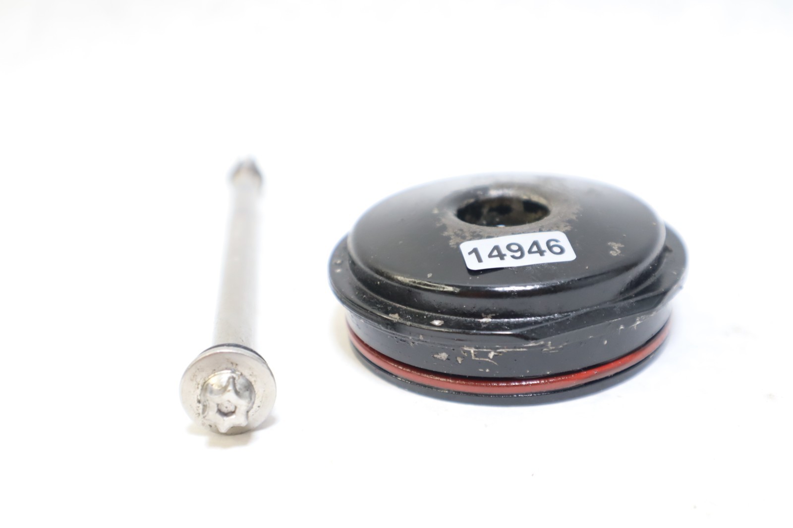Seadoo GTX RXT RXP 4-TEC OEM oil filter cover 420610326 bolt screw 295501207 - Image 3