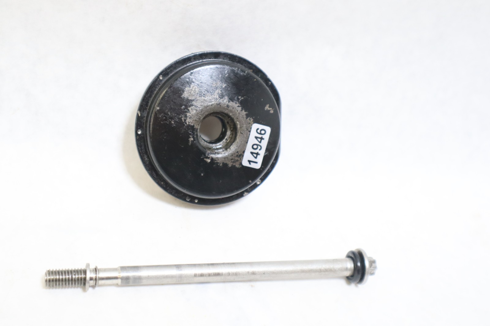 Seadoo GTX RXT RXP 4-TEC OEM oil filter cover 420610326 bolt screw 295501207 - Image 4