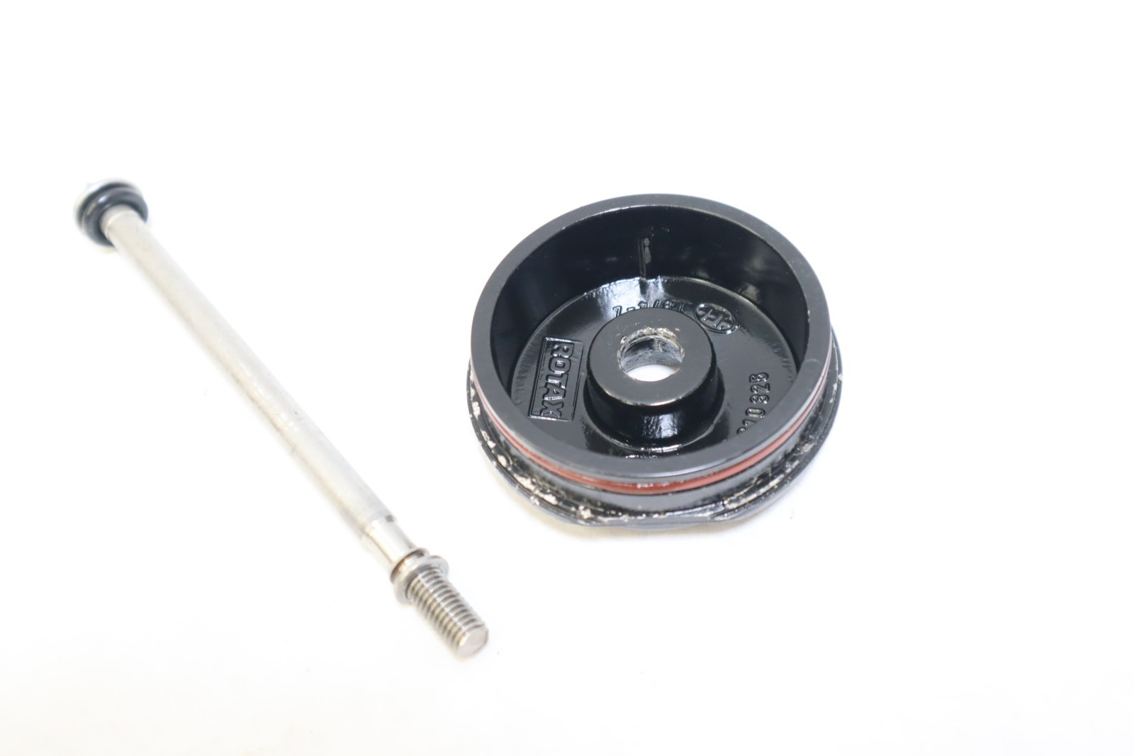 Seadoo GTX RXT RXP 4-TEC OEM oil filter cover 420610326 bolt screw 295501207 - Image 5