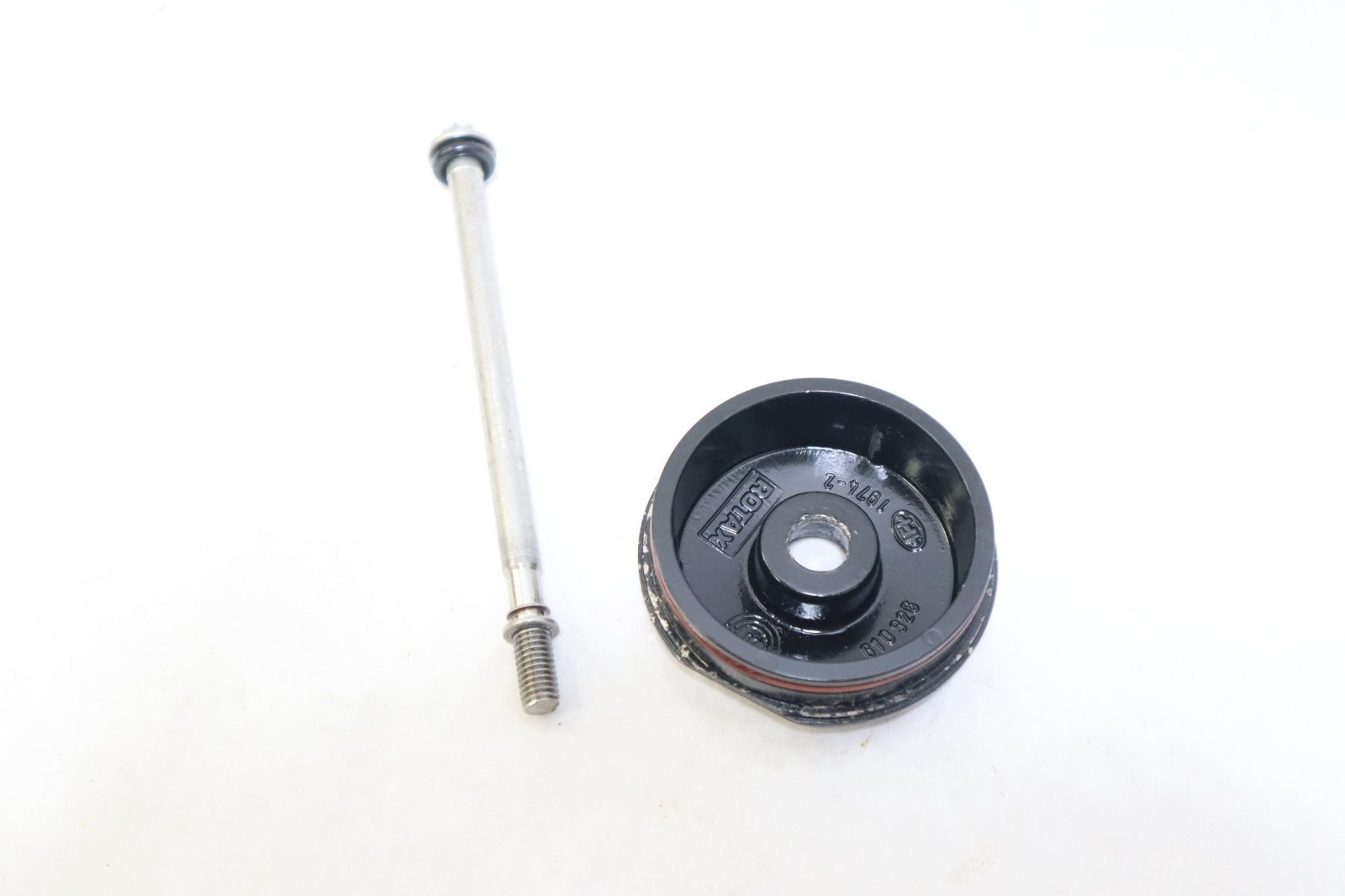 Seadoo GTX RXT RXP 4-TEC OEM oil filter cover 420610326 bolt screw 295501207 - Image 6