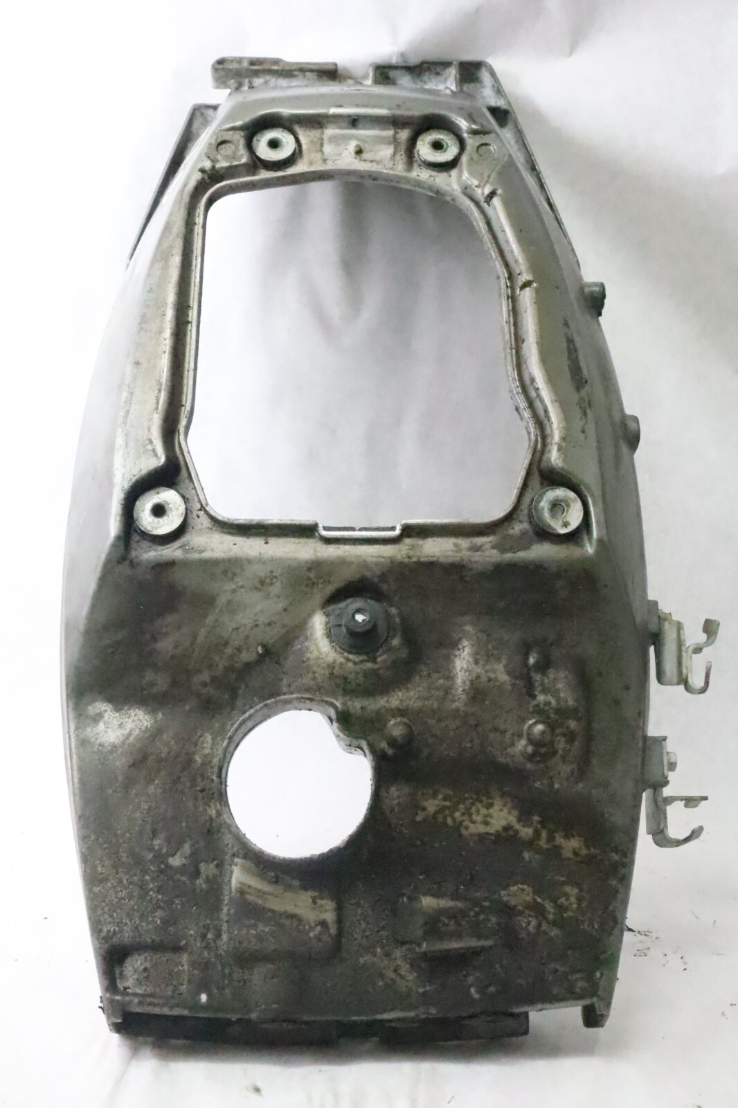 1977-1988 Mariner 40 hp 2168-9382M outboard bottom cowl OEM - Image 12
