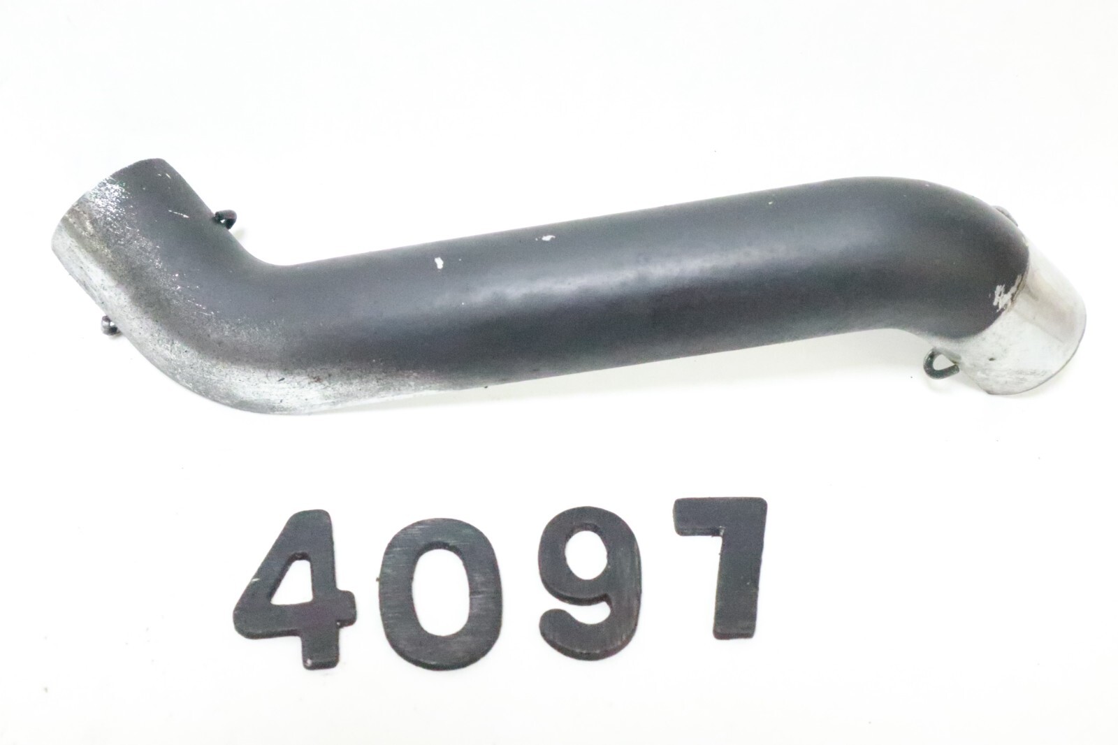 05-07 2006 HYOSUNG GV650 AQUILA LOWER RADIATOR HOSE SHIELD COVER - Image 2