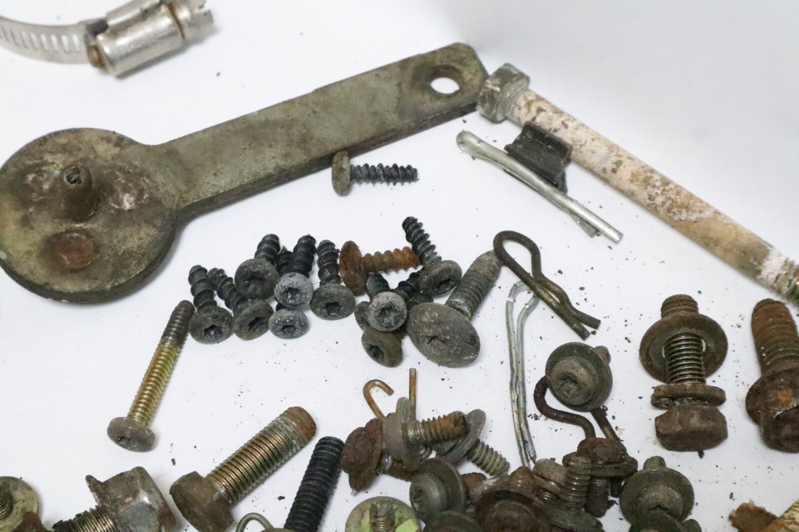 2005 Polaris Ranger 700 4x4 UTV mixed Bolts Nuts Misc Etc Lot - Image 9