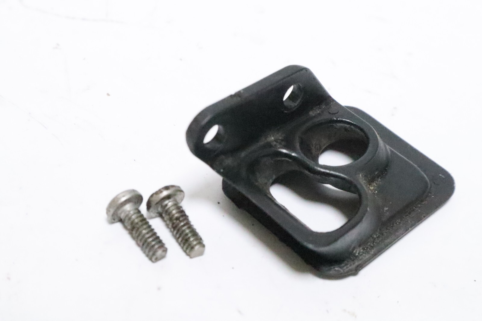 CHRYSLER Force 85 hp Outboard F549189 Bottom Cowl Electric Cable Entry Bushing - Image 7