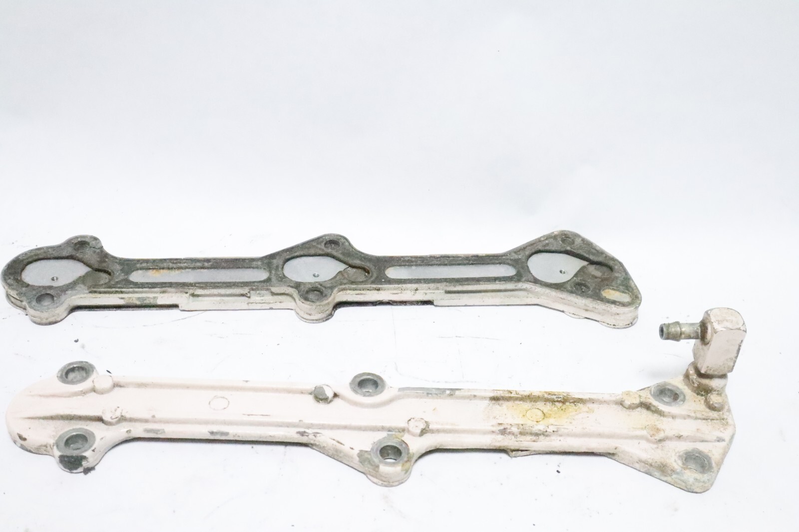 817787A 1 F2A404757 Force 70 85 90 Hp Outboard Cylinder Drain Reed Plate & Cover