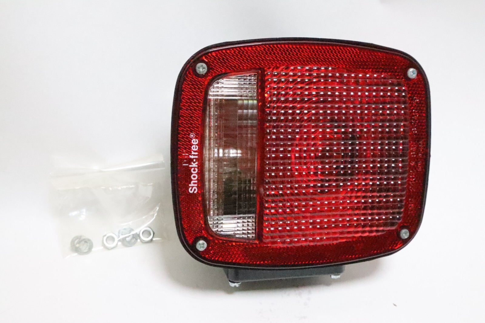 Trailer Tail Light Lamp P/N TMC 188 SAE-AILRST-85 NSN:6220-01-201-9145