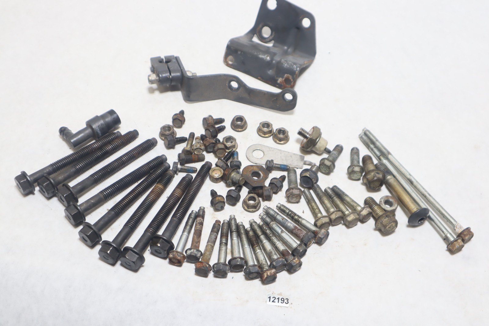 Omc Cobra 5.0 HO Ford 302 mixed bolt hardware bolts
