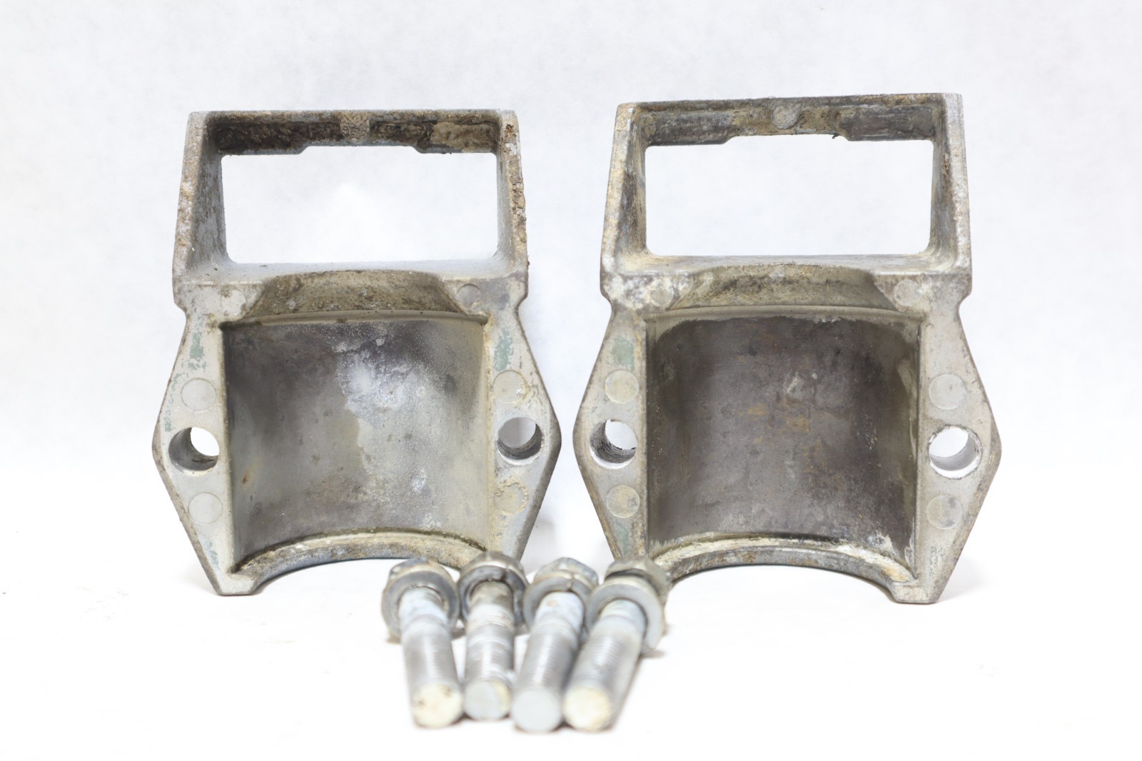 LOWER ENGINE MOUNT BRACKET SET 115-200 HP YAMAHA OUTBOARD 68F-44552-00-8D - Image 4