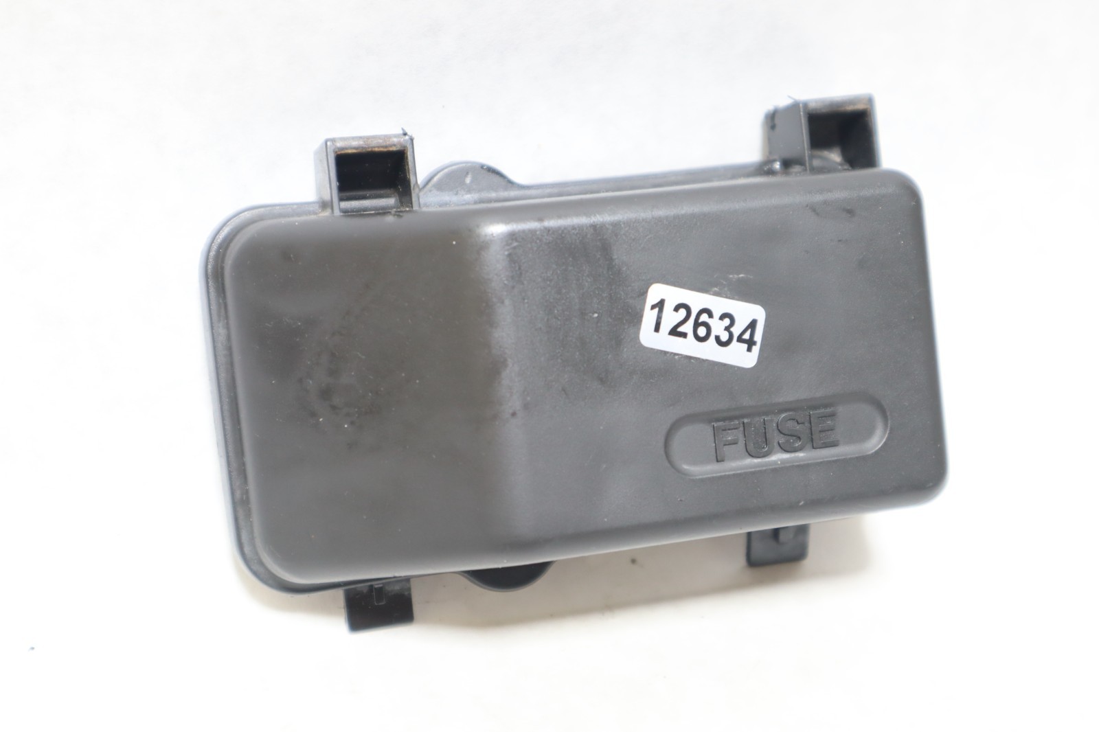 Yamaha HPDI 150hp 200hp outboard fuse box cover (68F-85544-00-00) - Image 3