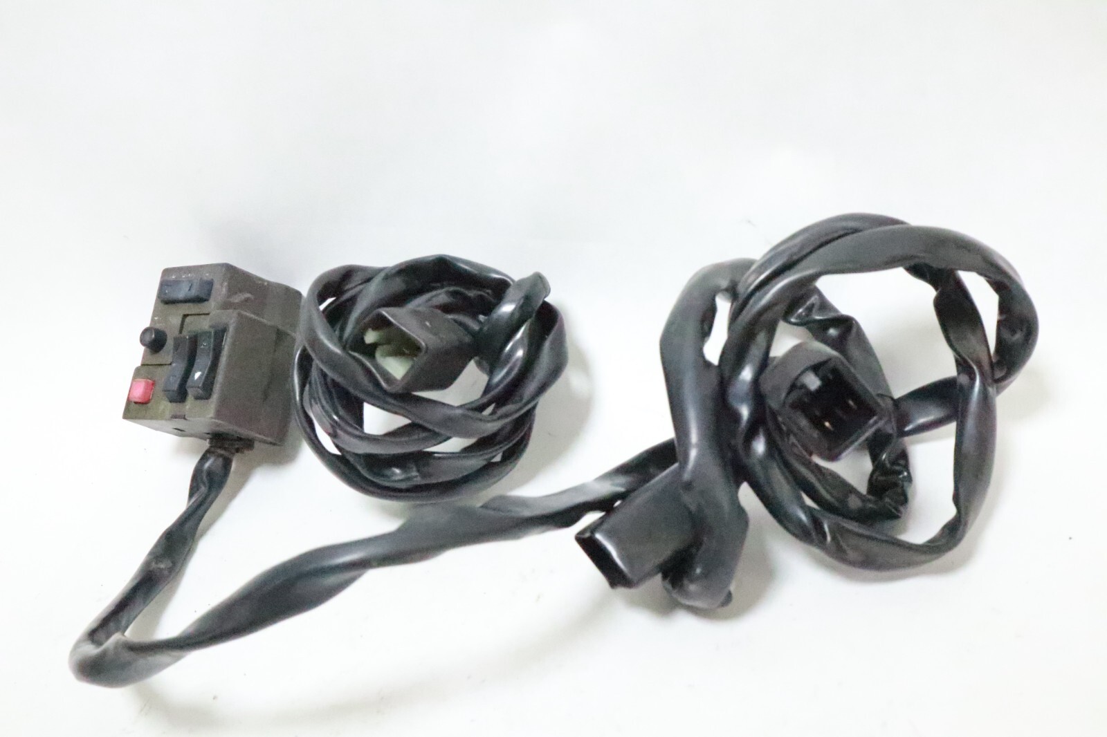 KAWASAKI VOYAGER XII ZG1200 HANDLEBAR RADIO CONTROLS - USED - Image 4
