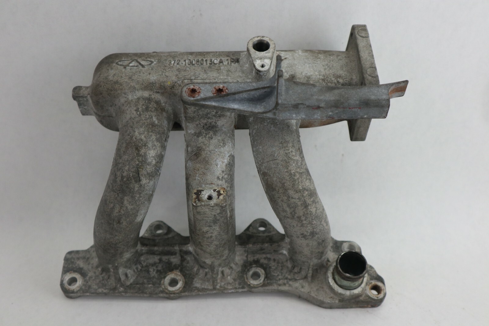 2014 2013 John Deere Gator 825I 13 Intake Manifold