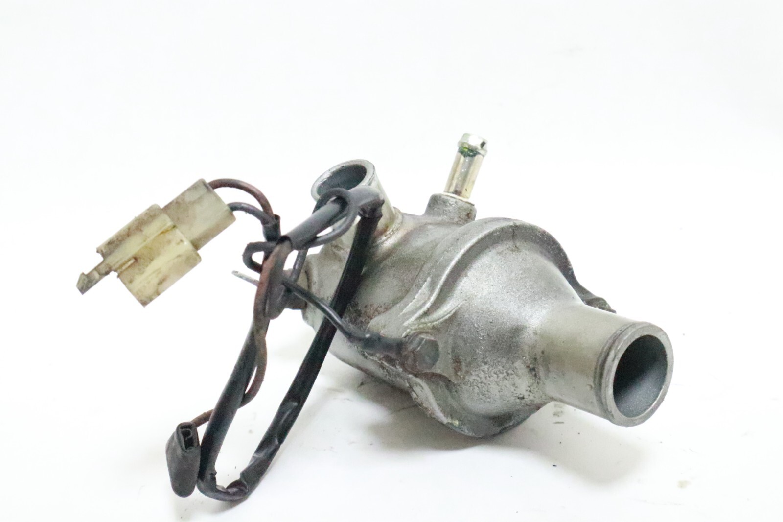 05-07 2006 Hyosung GV650 GV 650 AQUILA Thermostat Housing - Image 6