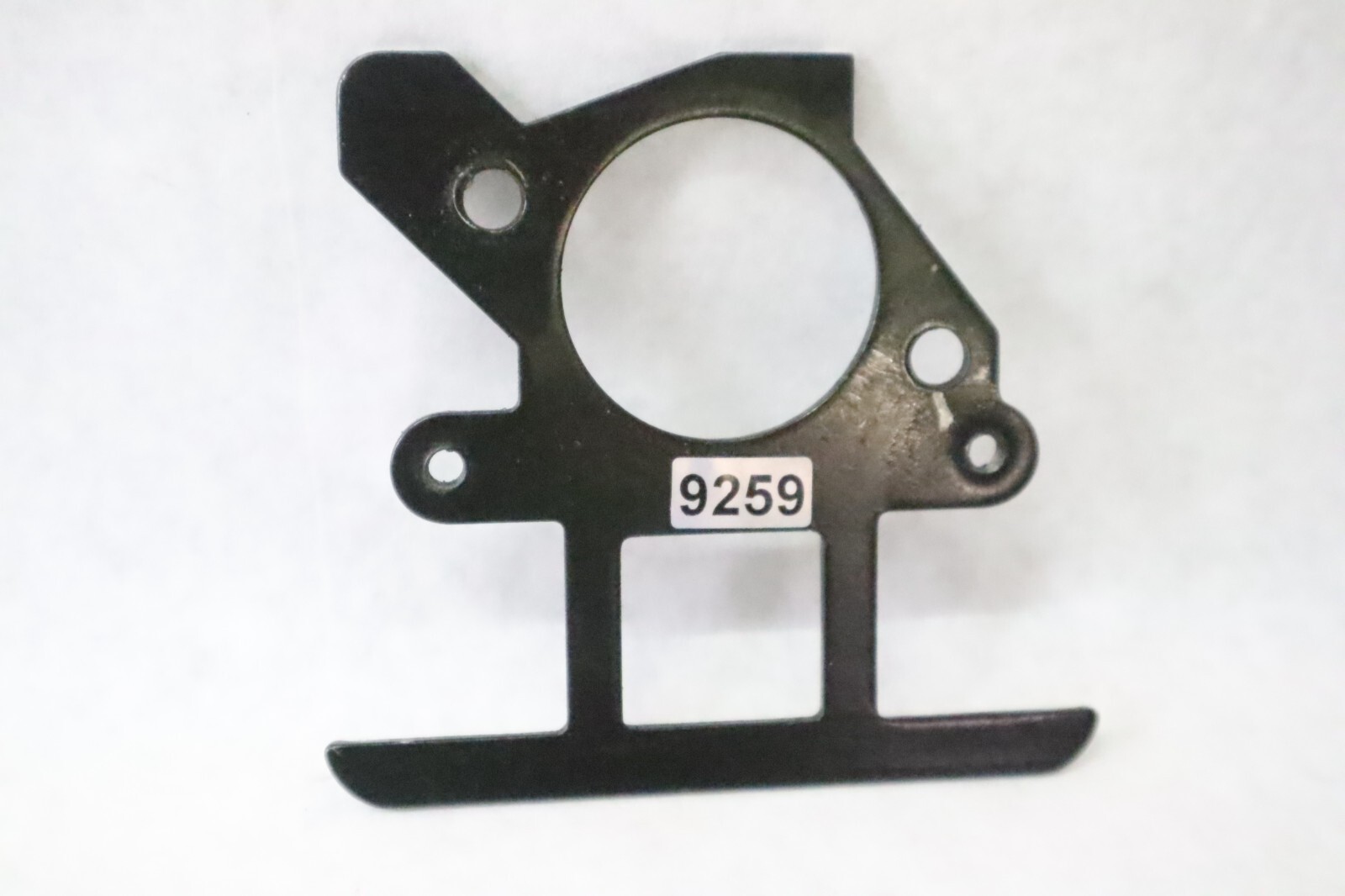 CARBURETOR PLATE 8235862 OFF 2001 MERCURY 40ELPTO - Image 2