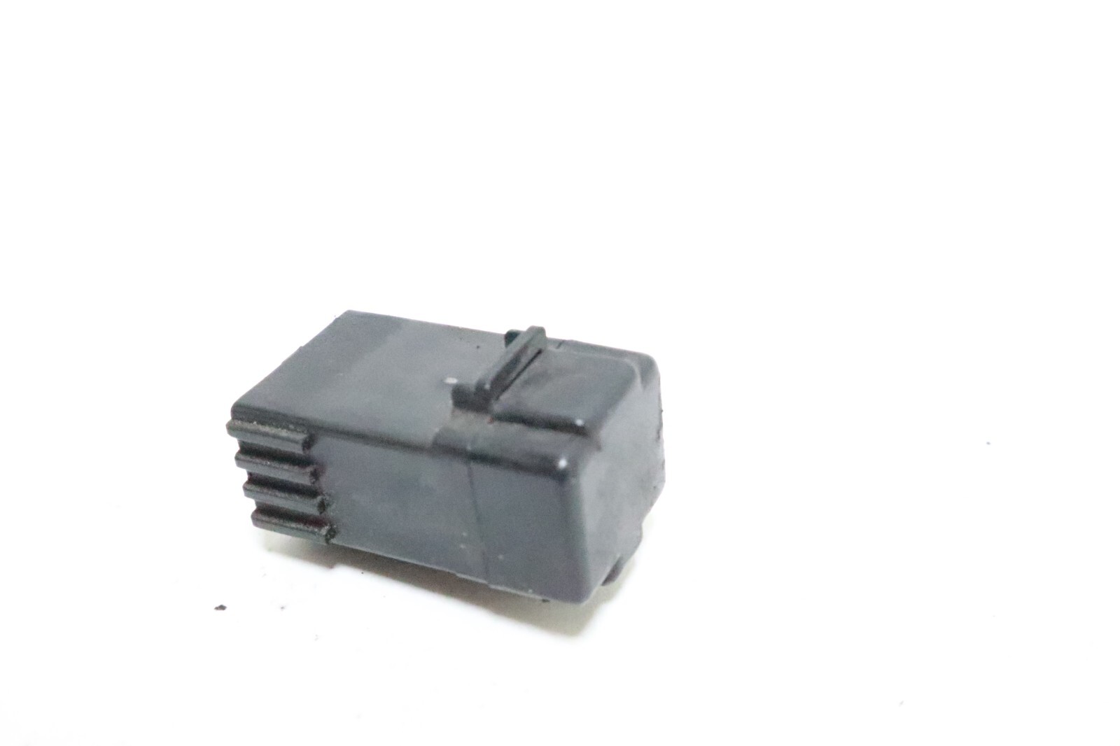 05-2007 2006 HYOSUNG GV650 AVITAR aquila OEM FUSE HOLDER RELAY