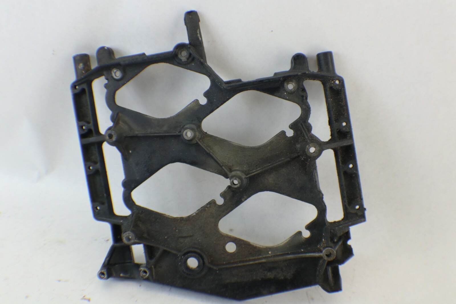333330 Johnson Evinrude 1987-1988 Air Silencer Base 120 140 HP V4 - Image 9