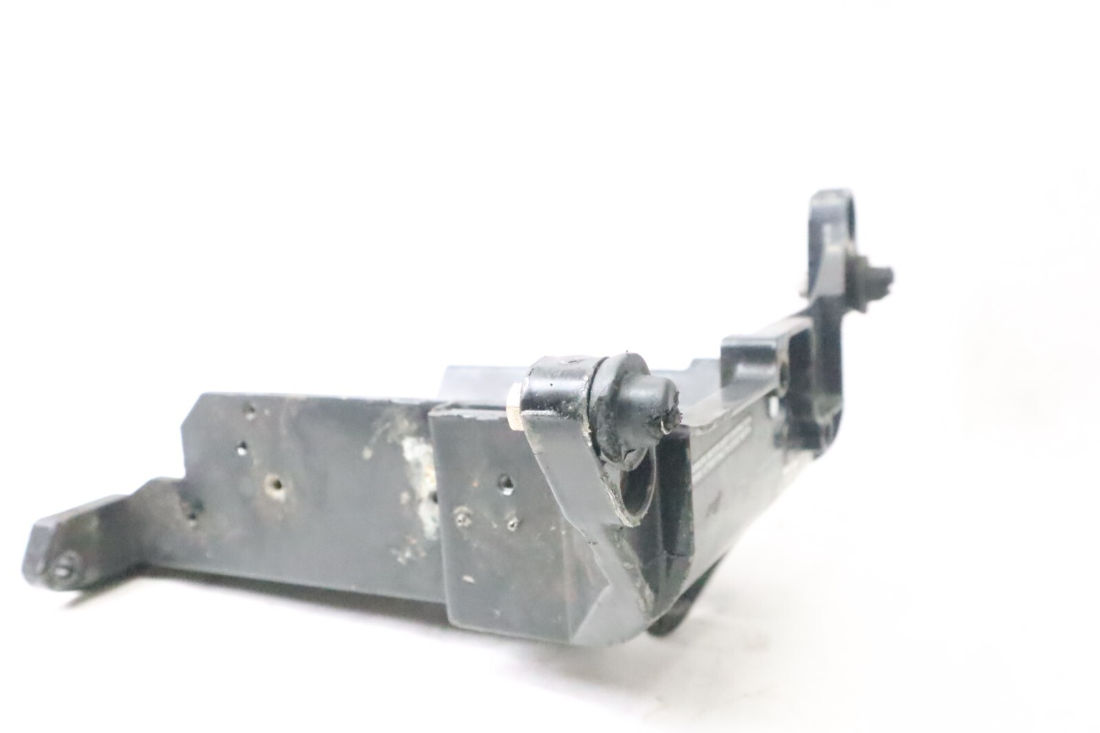 Mercury Outboard 40-50hp Front Support Bracket Assy 1980-1986 99150A5 - Image 11