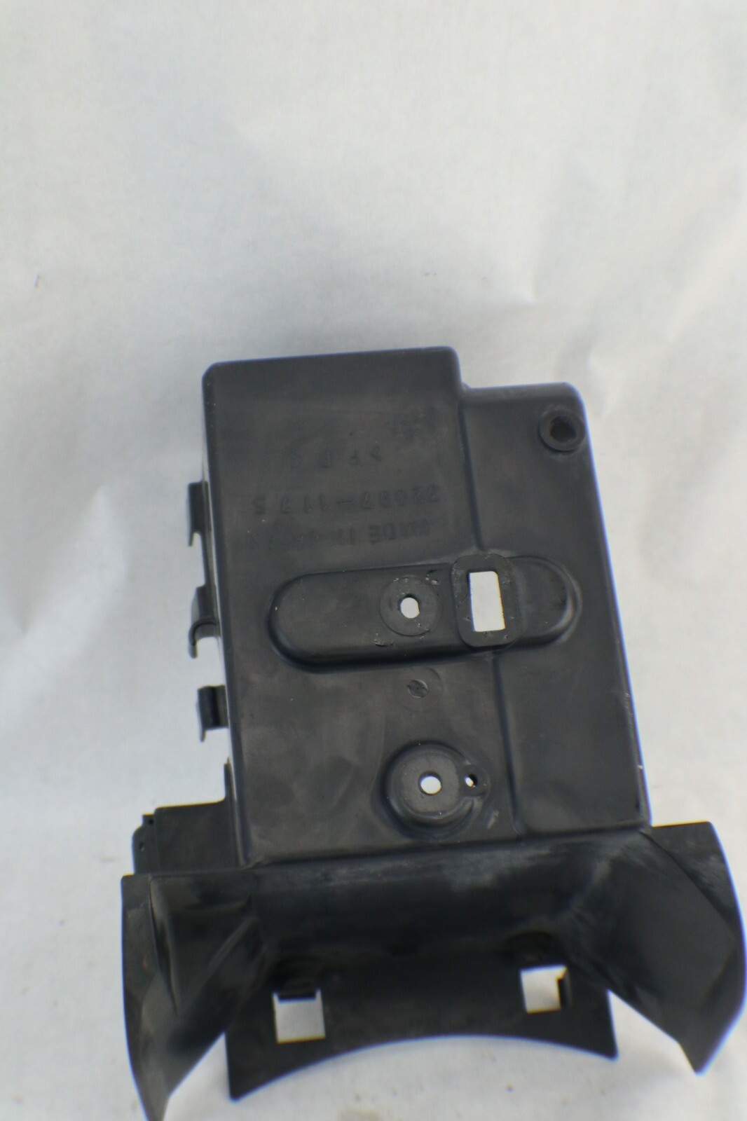 2002 KAWASAKI VN1500 MEAN STREAK BATTERY BOX - Image 11