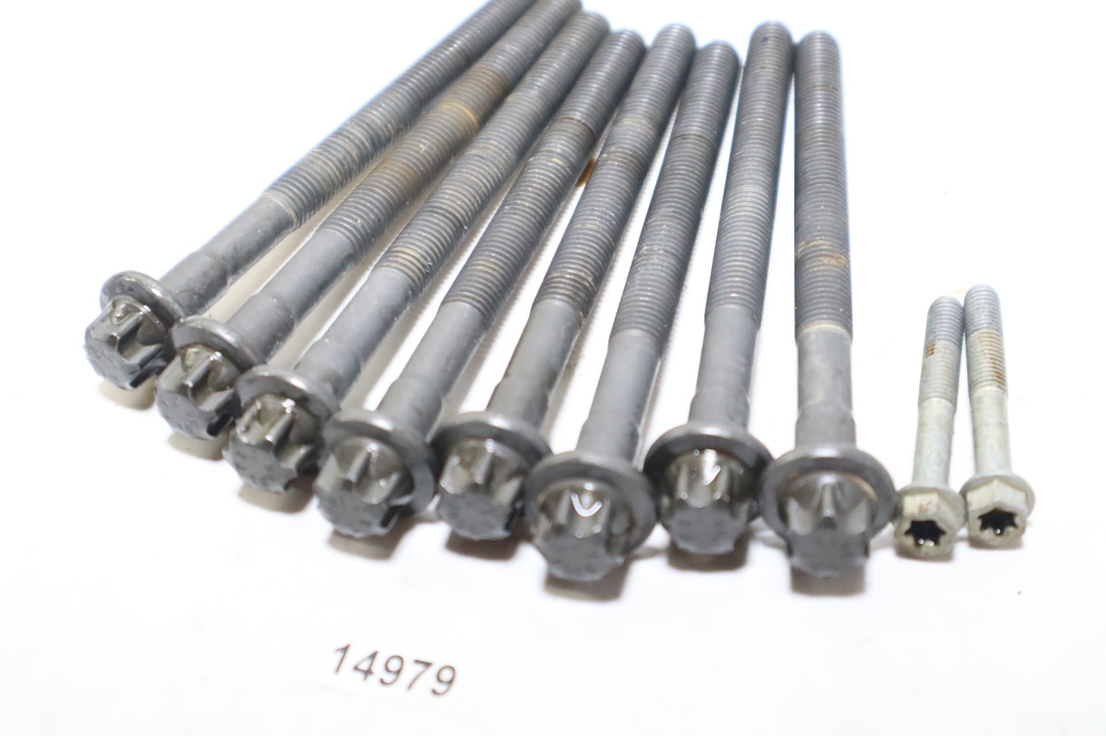 18 2017 Sea-Doo Spark 900 GTI 90 CYLINDER HEAD BOLTS 420940945