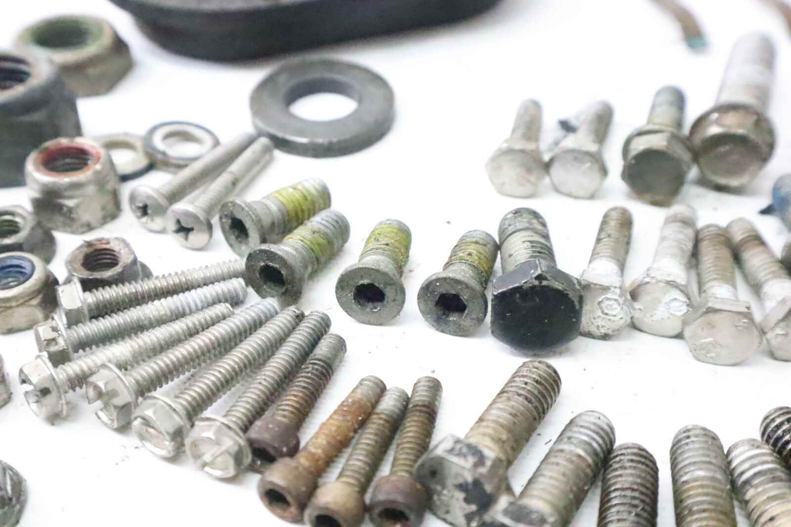 1989-1996 Mercury 40 HP 2 Stroke Outboard Part: Fasteners Nuts Bolts Hardware - Image 5