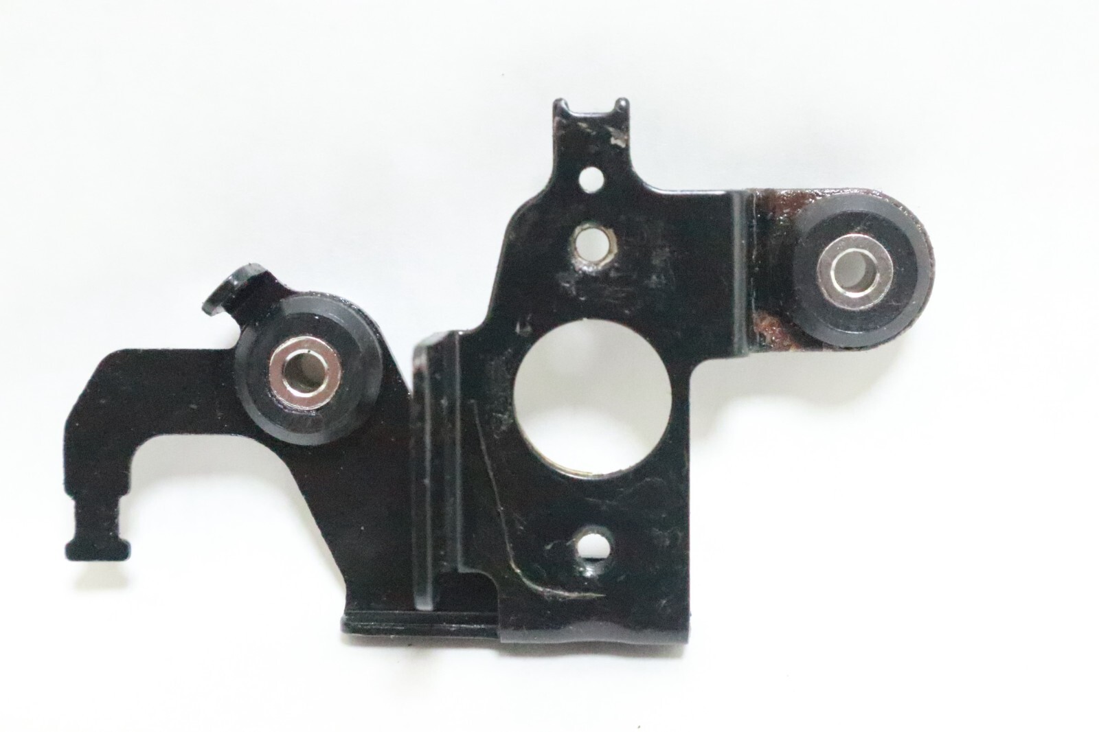 Yamaha F100 TLRY f90 bracket 67F-83635-00-00 outboard motor marine USED