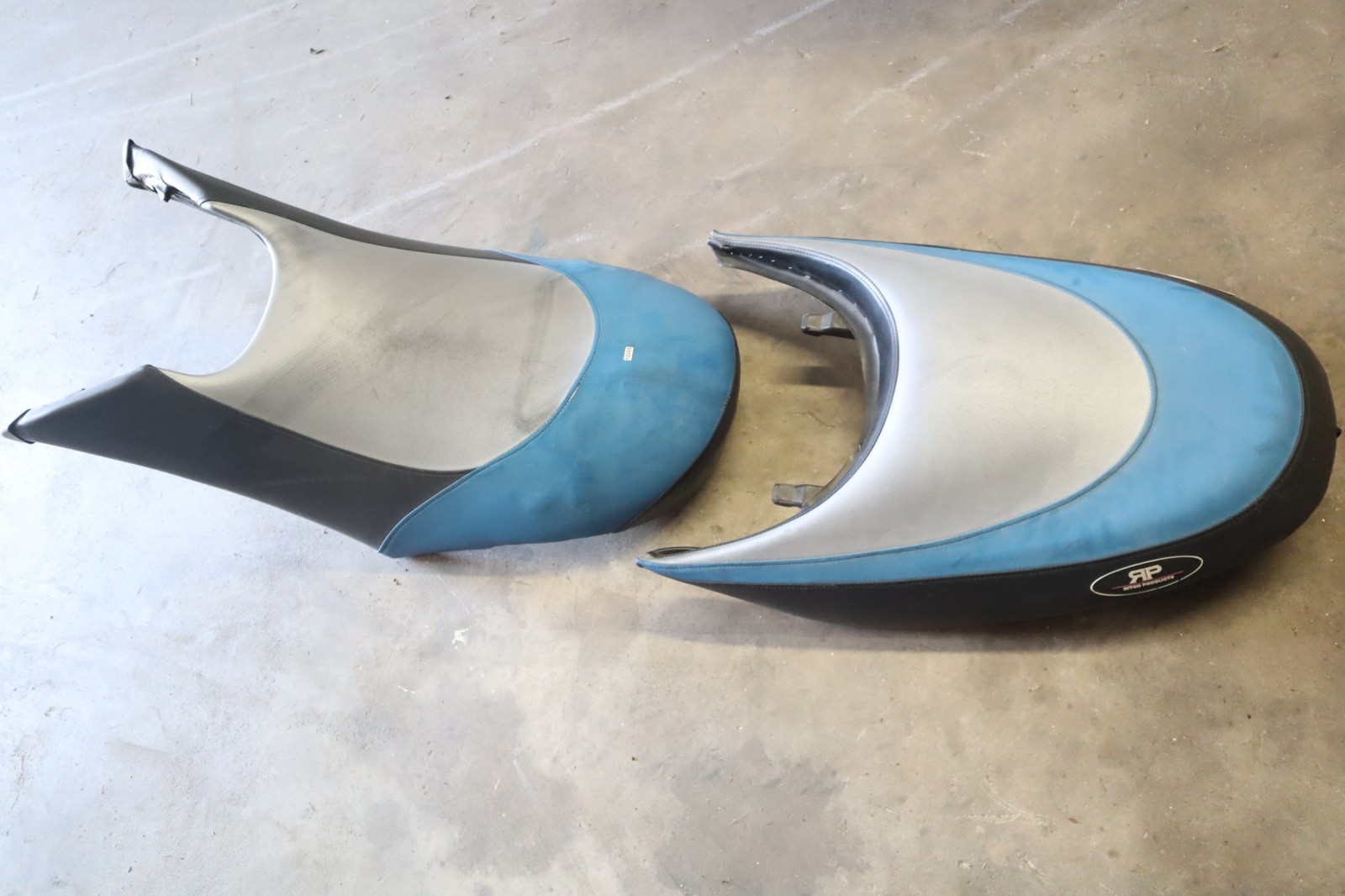2005 SEADOO GTX LIMITED FRONT AND REAR SEAT ASSY 269001180 269001181