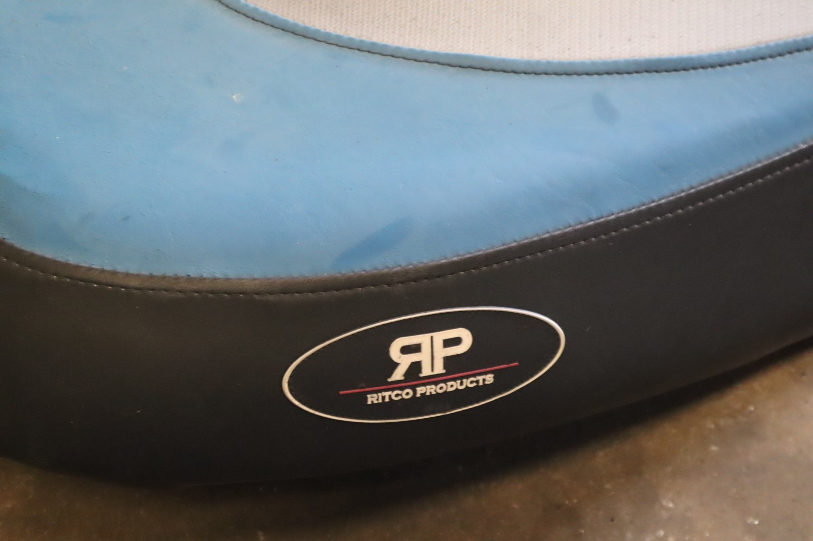 2005 SEADOO GTX LIMITED FRONT AND REAR SEAT ASSY 269001180 269001181 - Image 8
